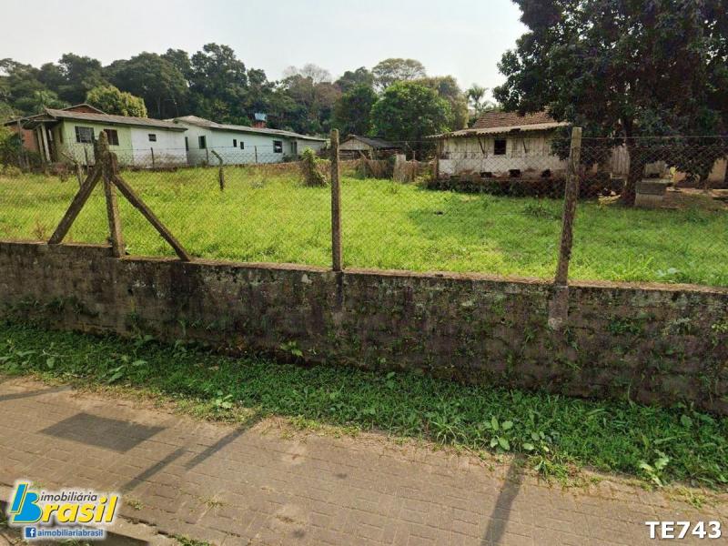 Terreno com 390,73m²                                                                                     