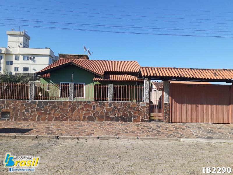 casa + 5 apartamentos na cidade de Imbituba 
