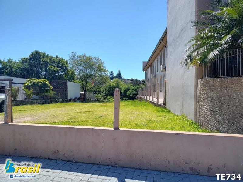 Terreno plano em ótima localização       