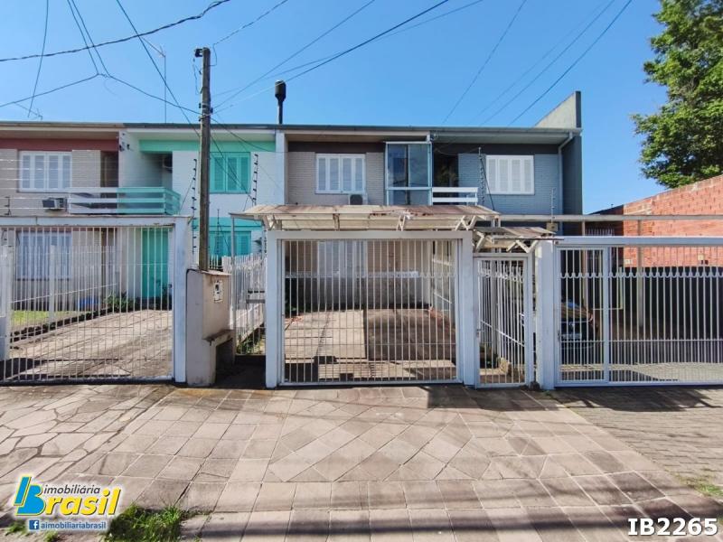 Sobrado com 2 dormitórios                            