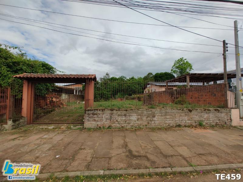 Terreno plano com 388,70m²                 