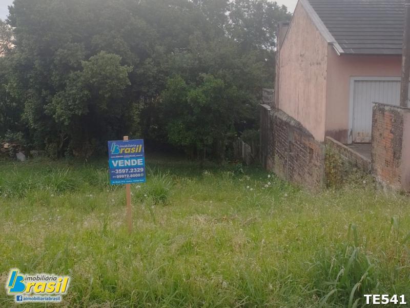 Terreno com 800m²                         