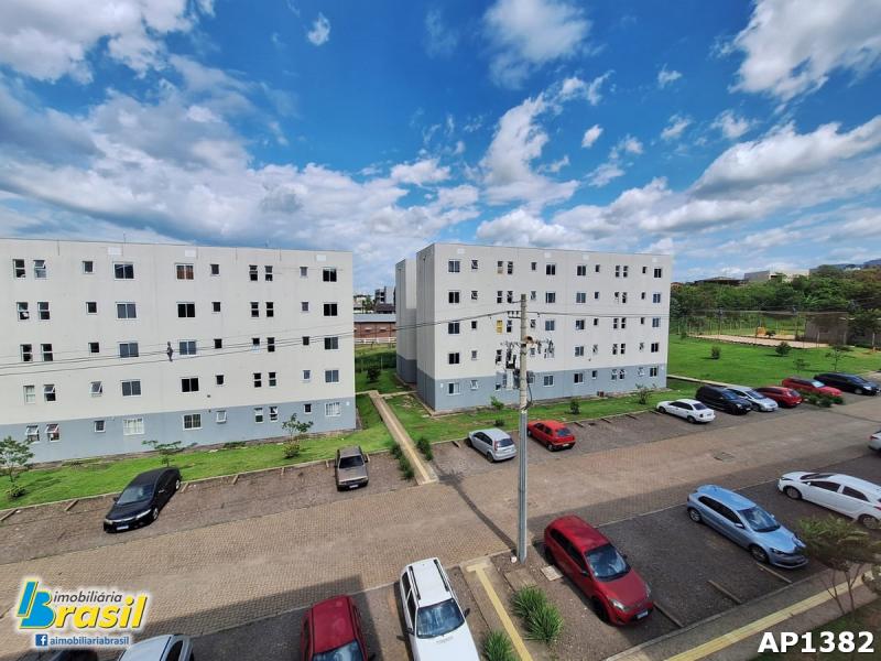 Apartamento com 2 dormitórios                                  