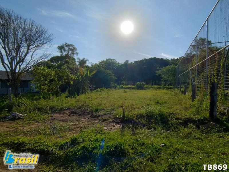 Terreno plano com 300m² em Araricá