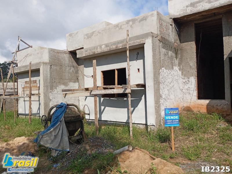 Casa em construção com 2 dormitórios                                                