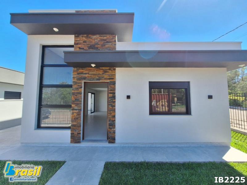 Casa nova, moderna e de esquina           