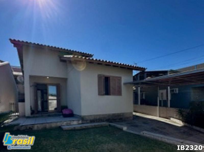 Casa com 3 dormitórios semi mobiliada