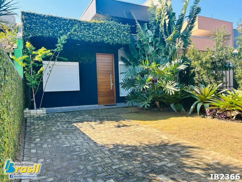 Casa moderna em uma localização fantástica     